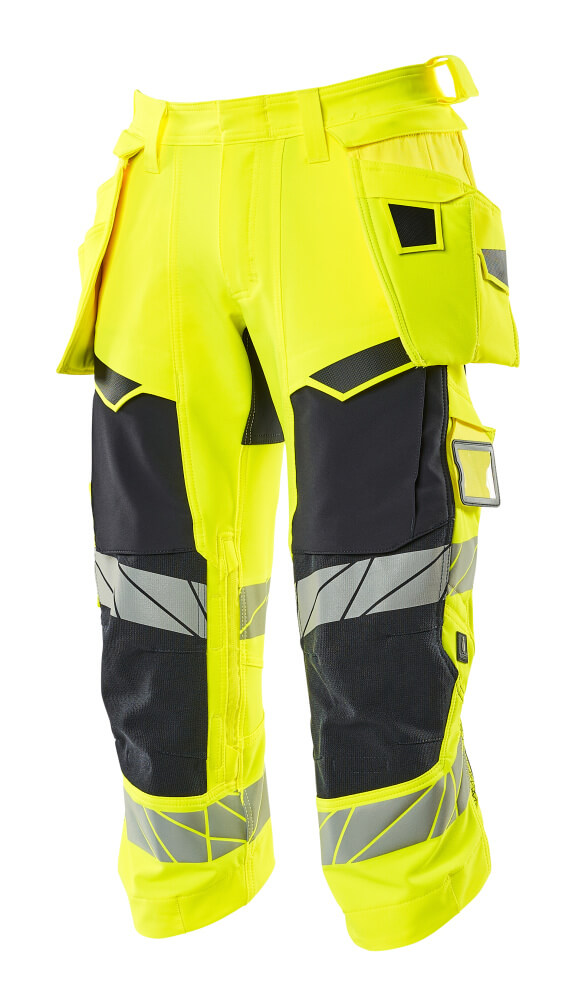 Mascot Accelerate Safe ¾ Length Trousers with holster pockets, detail